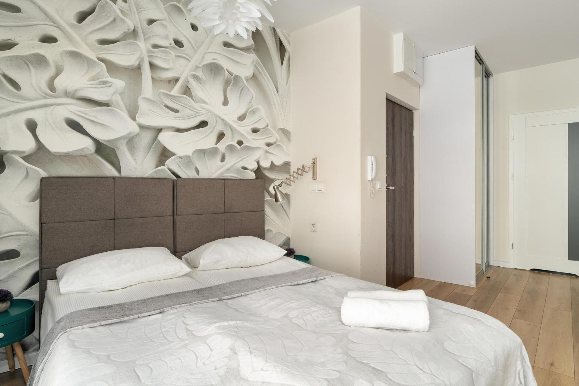 Stylowe I Eleganckie Studia Very Berry W Poznaniu By Noclegi Renters Exterior foto